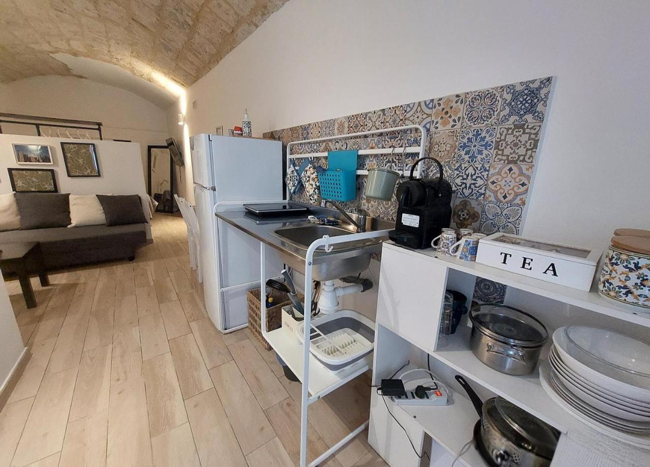 Bari Landlord 31- Old Town Apartment 외부 사진